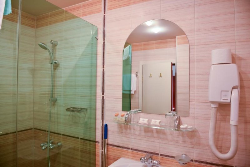 Martin Club Hotel - Снимка 3