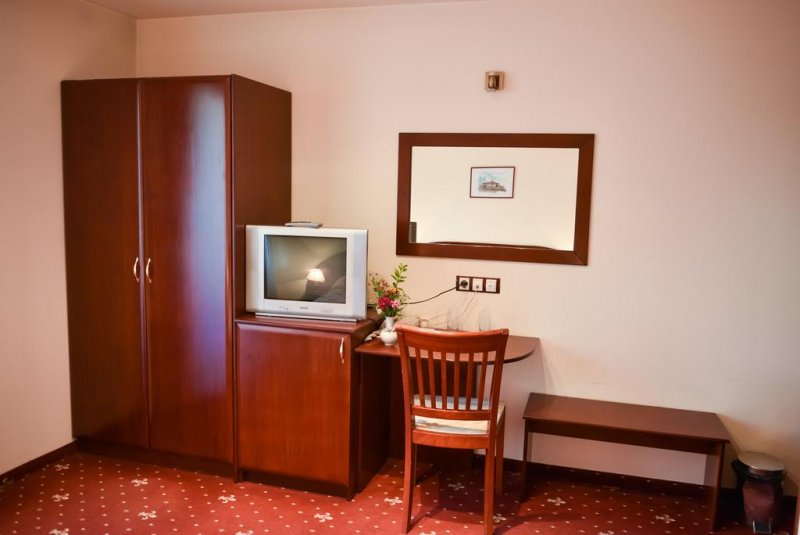 Martin Club Hotel - Снимка 2