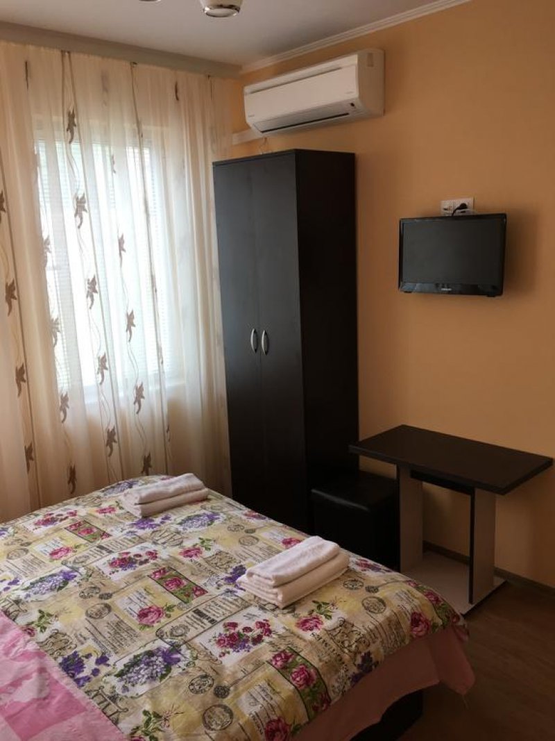 Къща за гости Зорница - Снимка 9