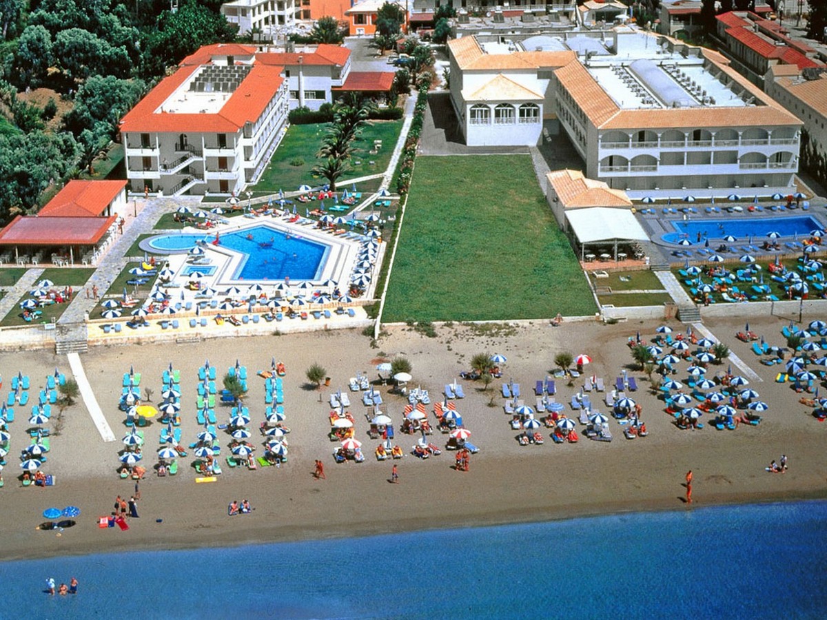 Ранни резервации: 5 нощувки със закуски и вечери в хотел Astir Beach 3*, о.Закинтос, Гърция през Май и Юни! - Снимка 