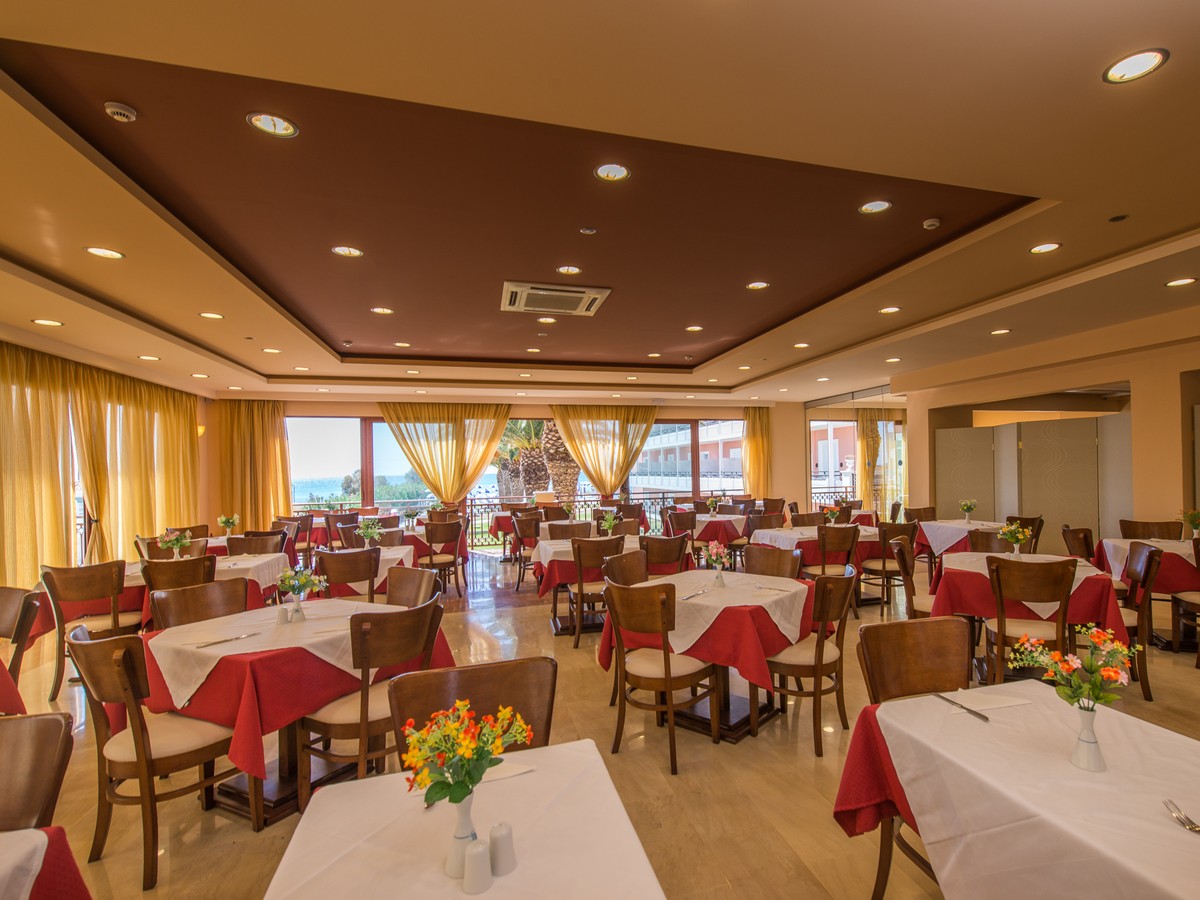 Ранни резервации: 5 нощувки със закуски и вечери в хотел Astir Beach 3*, о.Закинтос, Гърция през Май и Юни! - Снимка 2