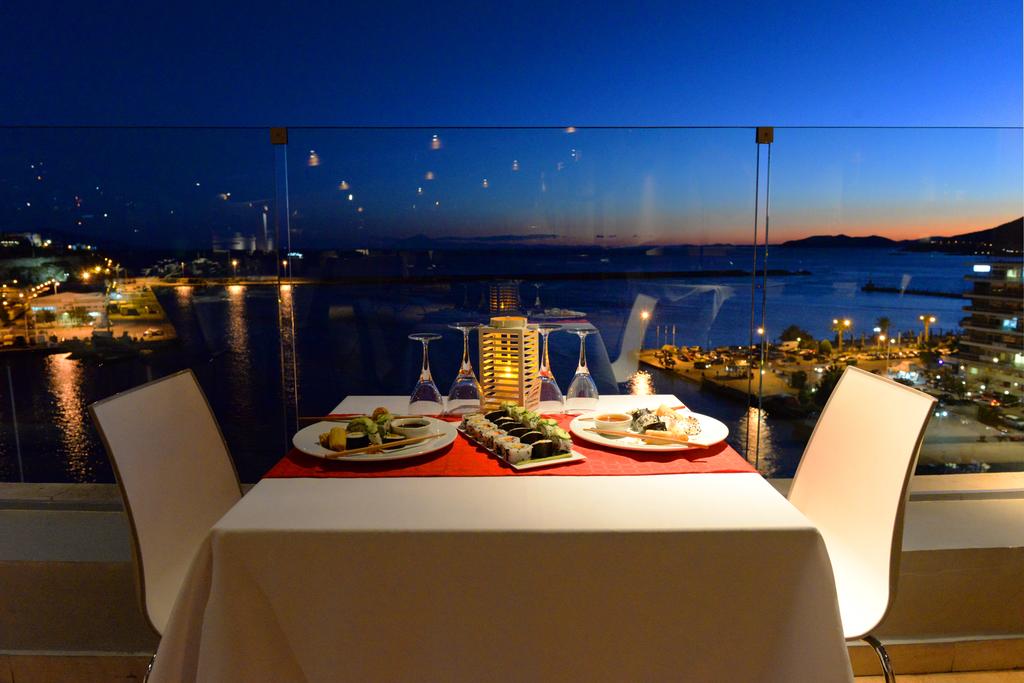 Свети Валентин в Гърция! 3 нощувки със закуски в Airotel Galaxy Hotel 4*, Кавала! - Снимка 19