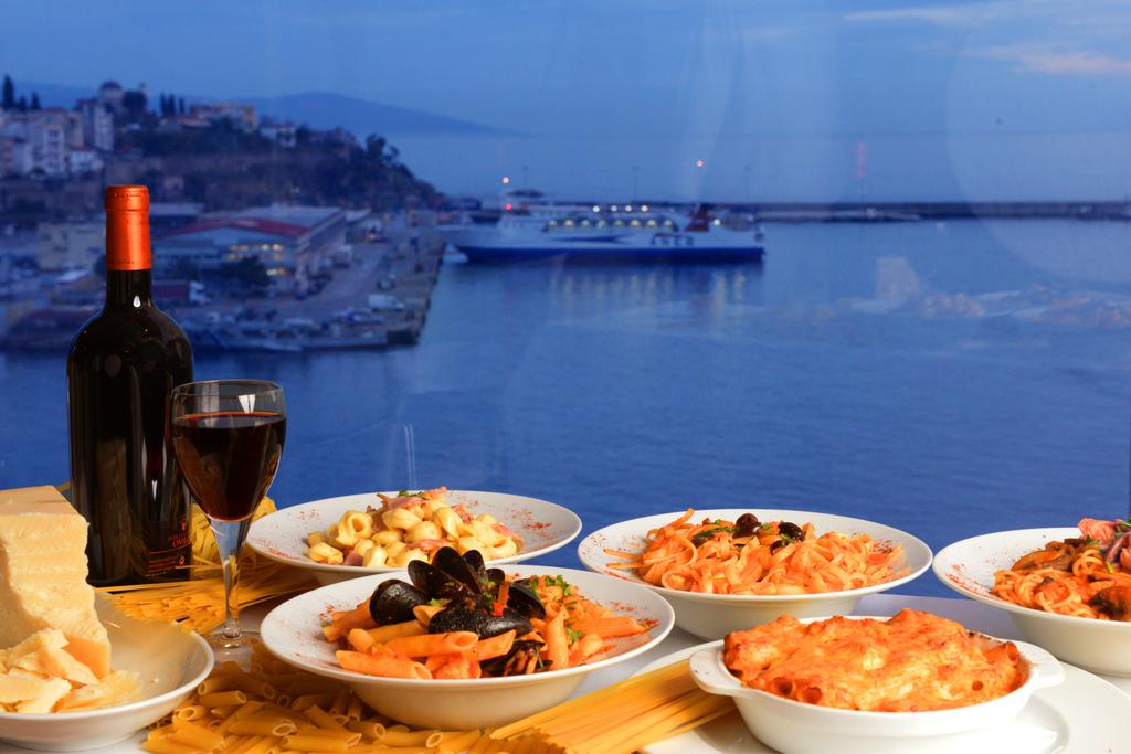 Свети Валентин в Гърция! 3 нощувки със закуски в Airotel Galaxy Hotel 4*, Кавала! - Снимка 33