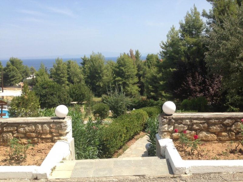 Forest Park - Снимка 4