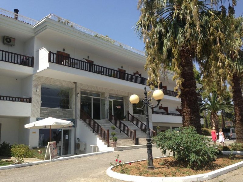 Forest Park - Снимка 4