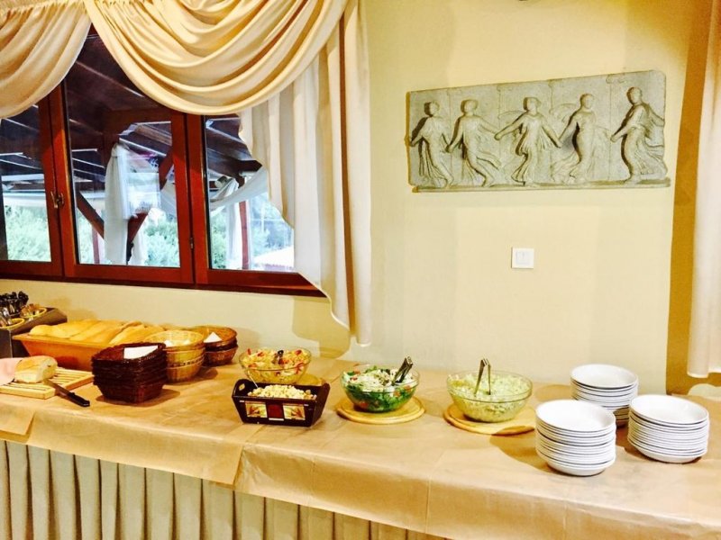 Forest Park - Снимка 1