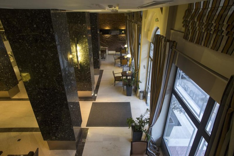 Davitel - Tobacco Hotel - Снимка 1