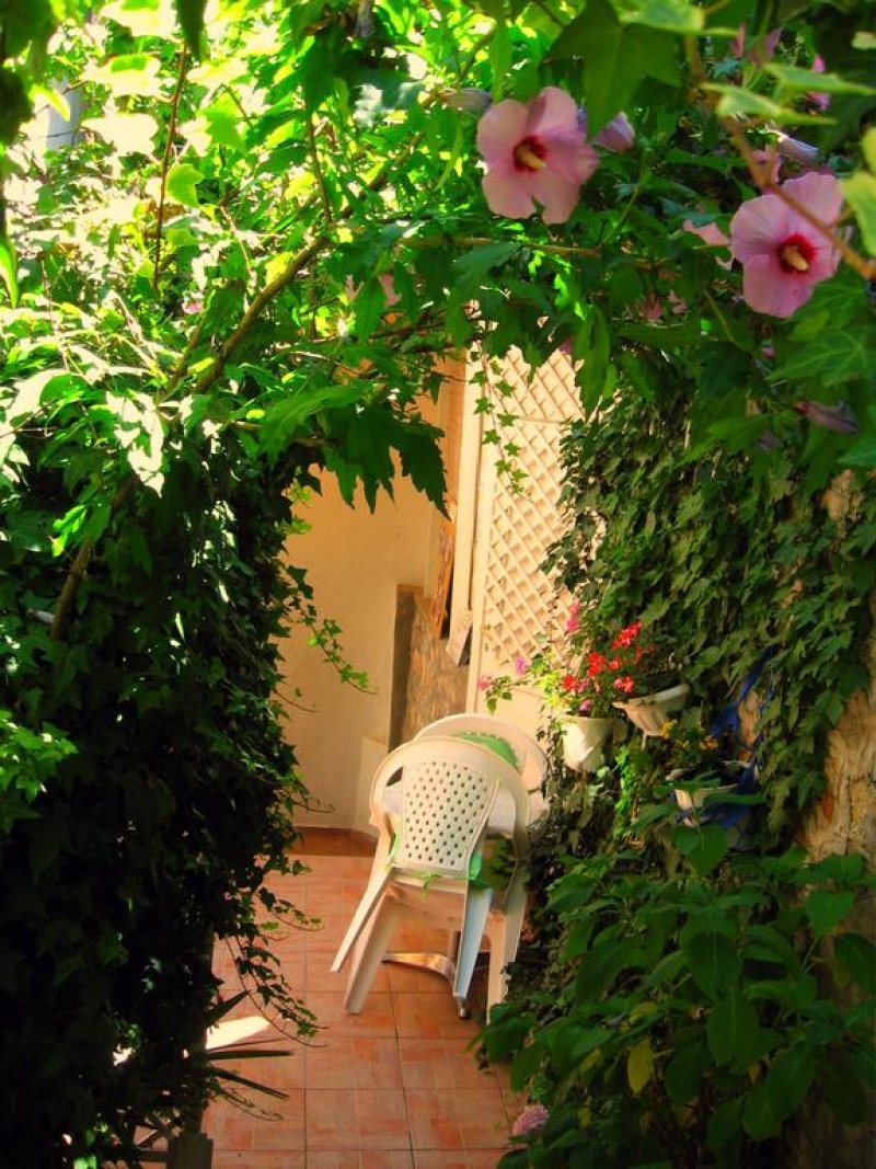 Вила Коста - Снимка 5