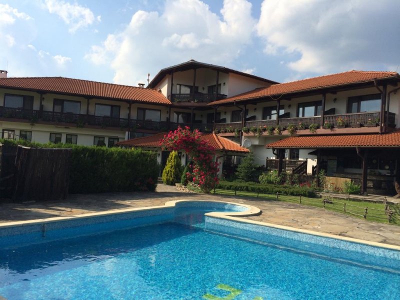 Семеен хотел Сватовете - Снимка 1