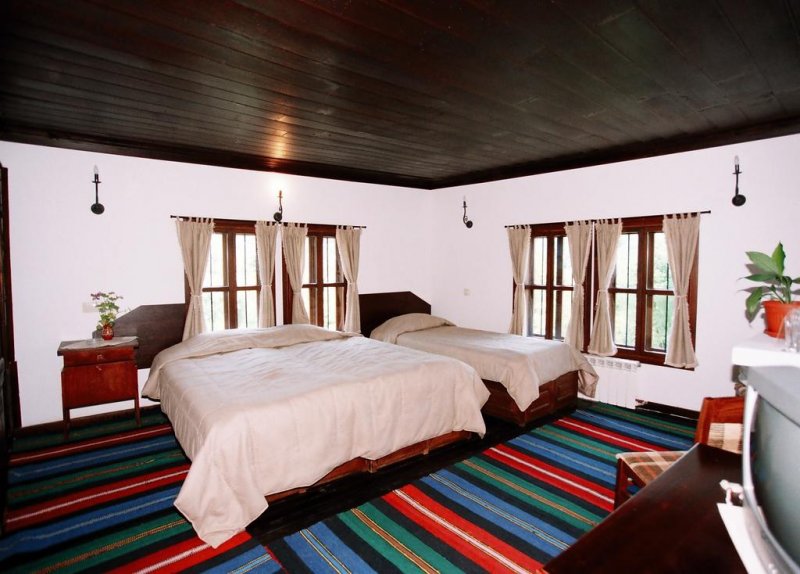 Парлапанова къща - Снимка 2