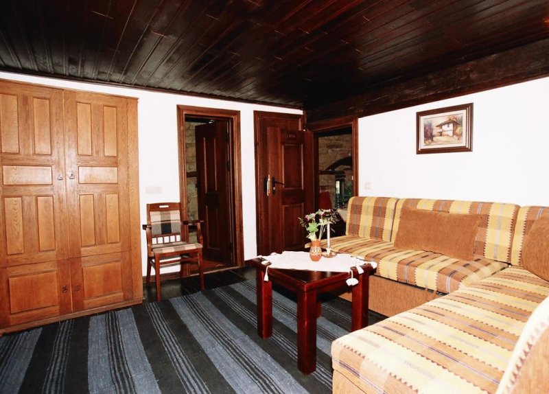 Парлапанова къща - Снимка 7