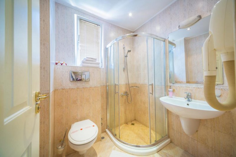 Hotel Alegro - Снимка 1