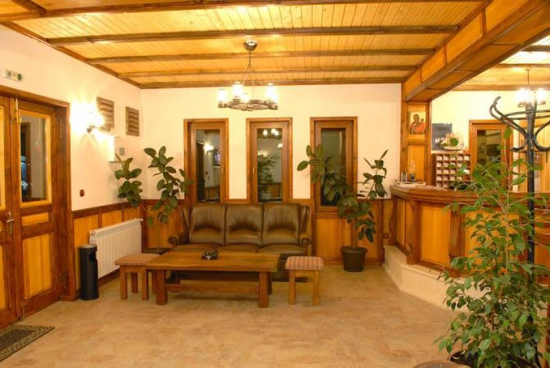 хотел Аджев хан - Снимка 11