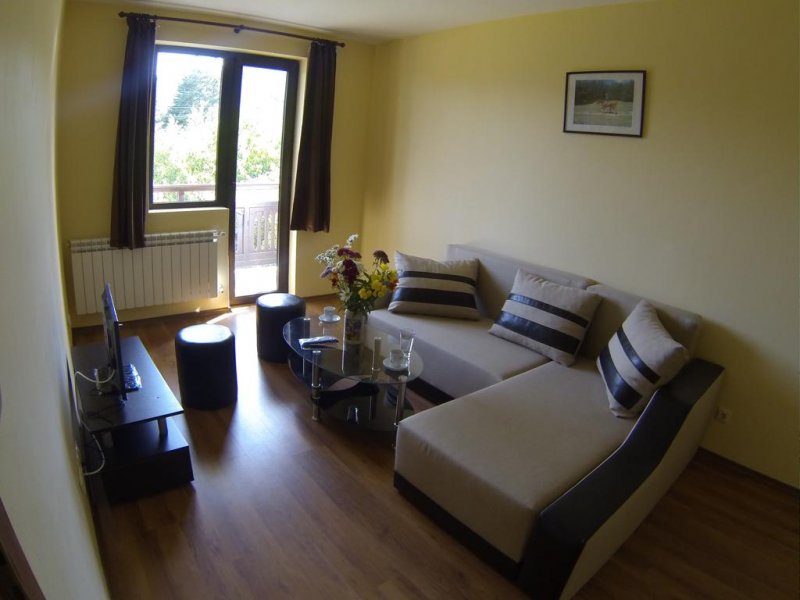 Приключенска къща и конна база Русалиите - Снимка 7