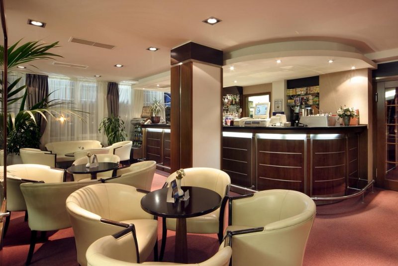 Хотел Форум - Снимка 4