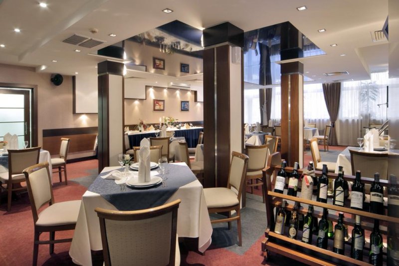 Хотел Форум - Снимка 8