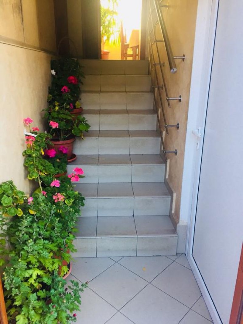 Къща за гости Фантазия - Снимка 1