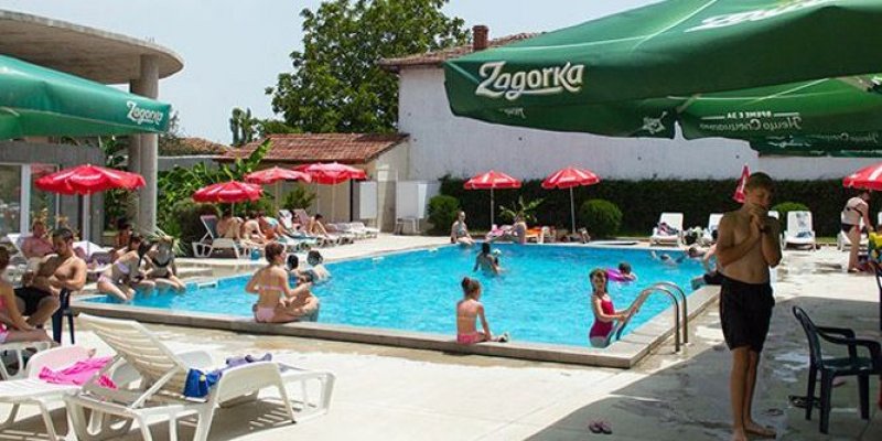 Хотелски комплекс Еверест - Снимка 2