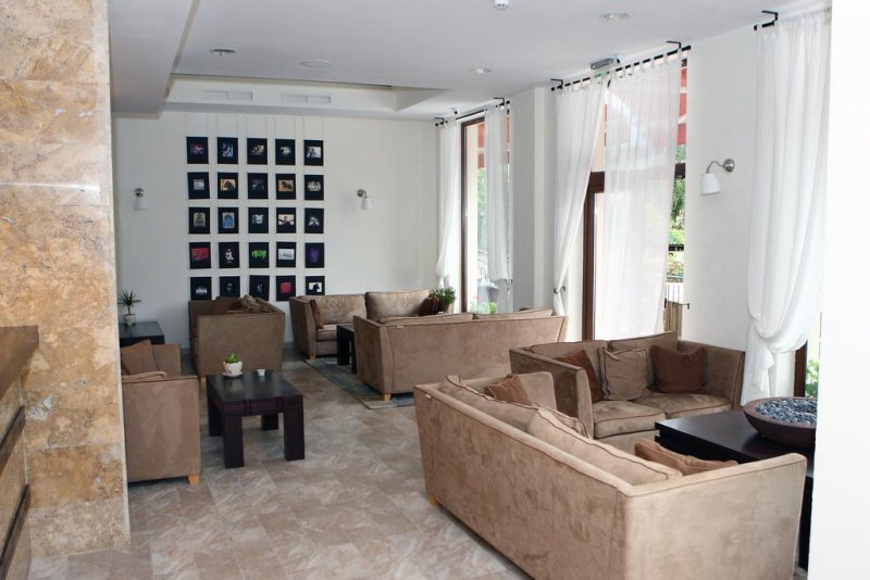 Хотел Пар Авион - Снимка 2