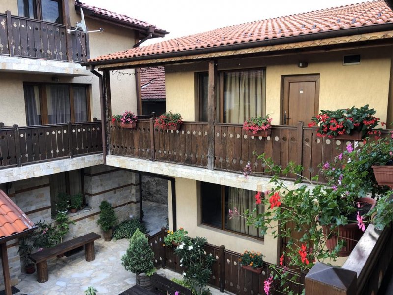 Кадева къща Пажоко - Снимка 1