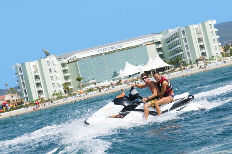 Grand Belish Hotel - Снимка 3