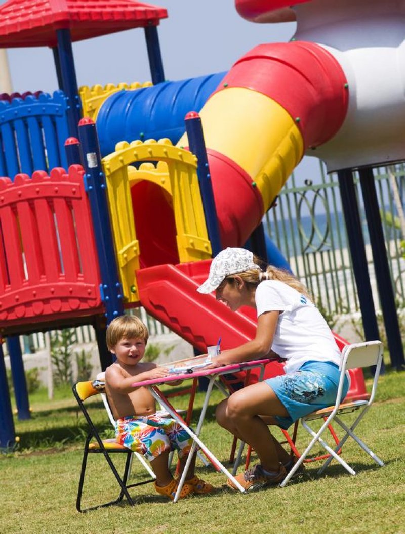 Grand Belish Hotel - Снимка 1