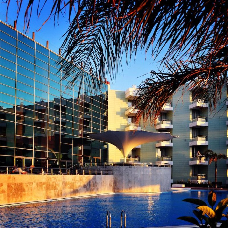 Grand Belish Hotel - Снимка 1