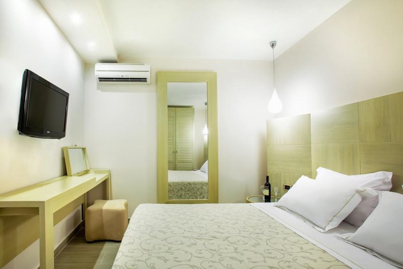 Core Boutique Hotel - Снимка 2