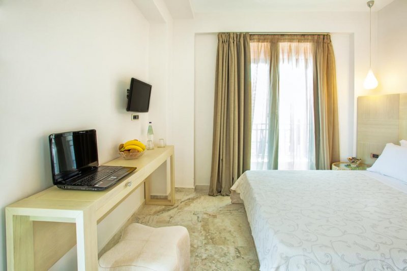 Core Boutique Hotel - Снимка 2