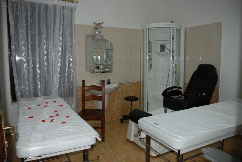 Хотел Елегант Лодж - Снимка 11