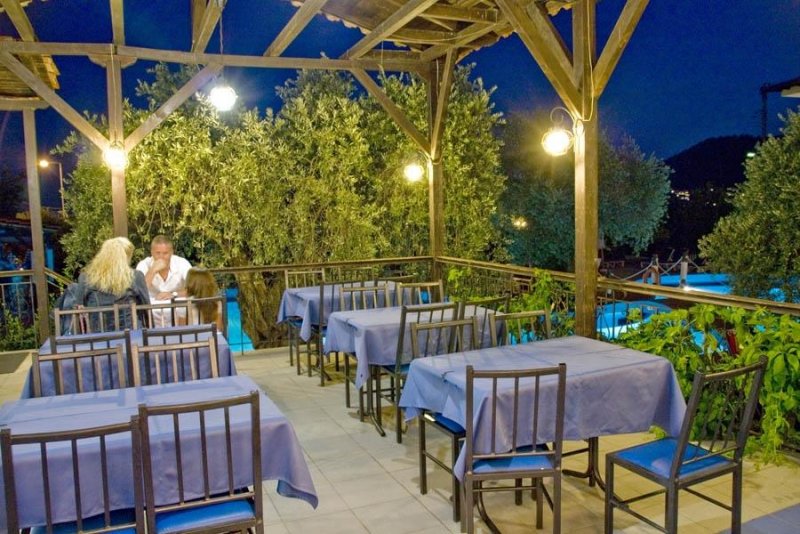 Natasa Hotel - Снимка 7