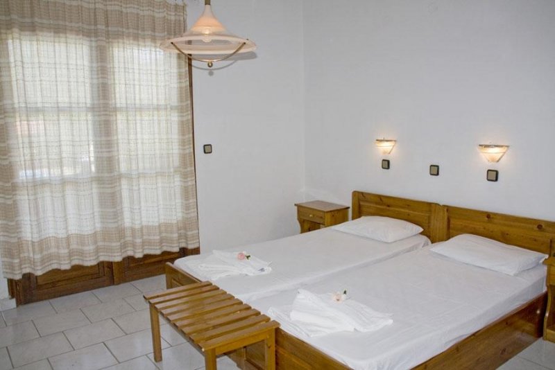 Natasa Hotel - Снимка 2