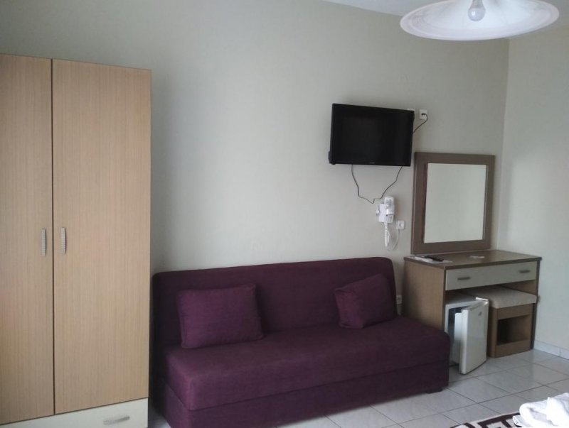 Natasa Hotel - Снимка 11