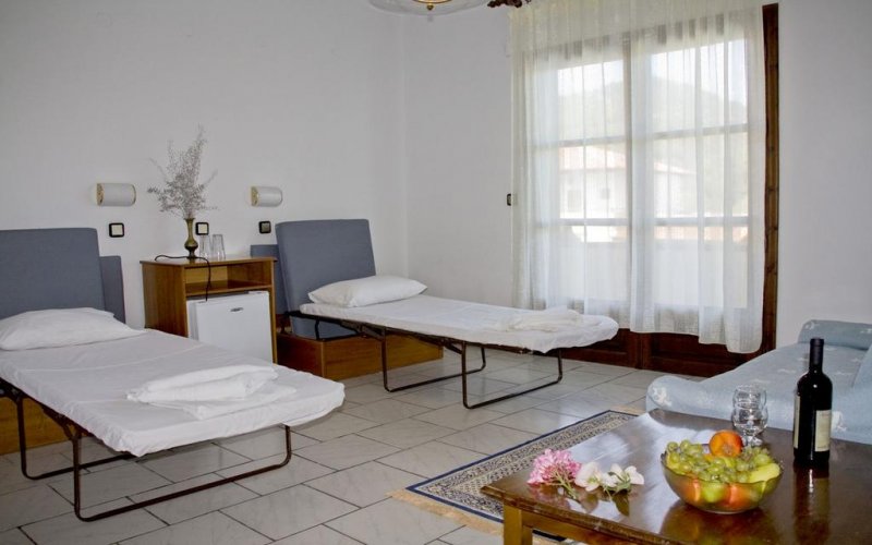 Natasa Hotel - Снимка 4