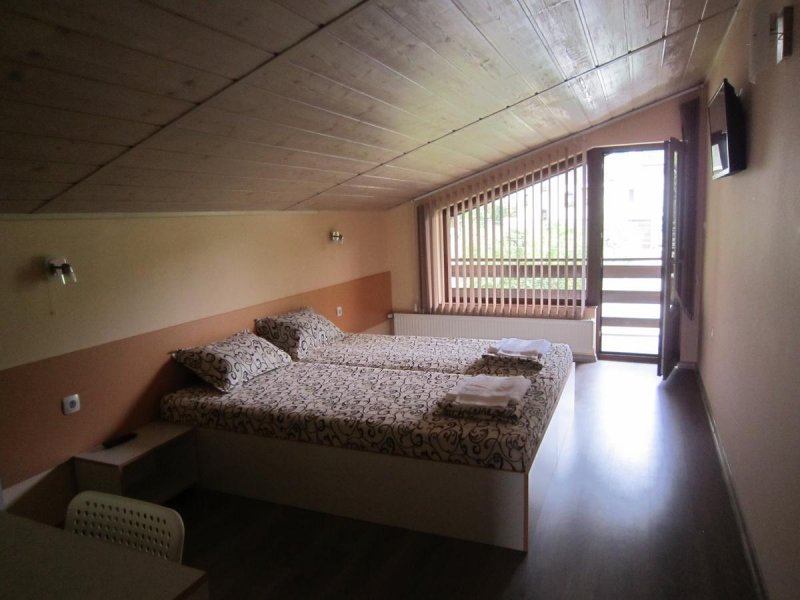 Къща за гости Славина - Снимка 1