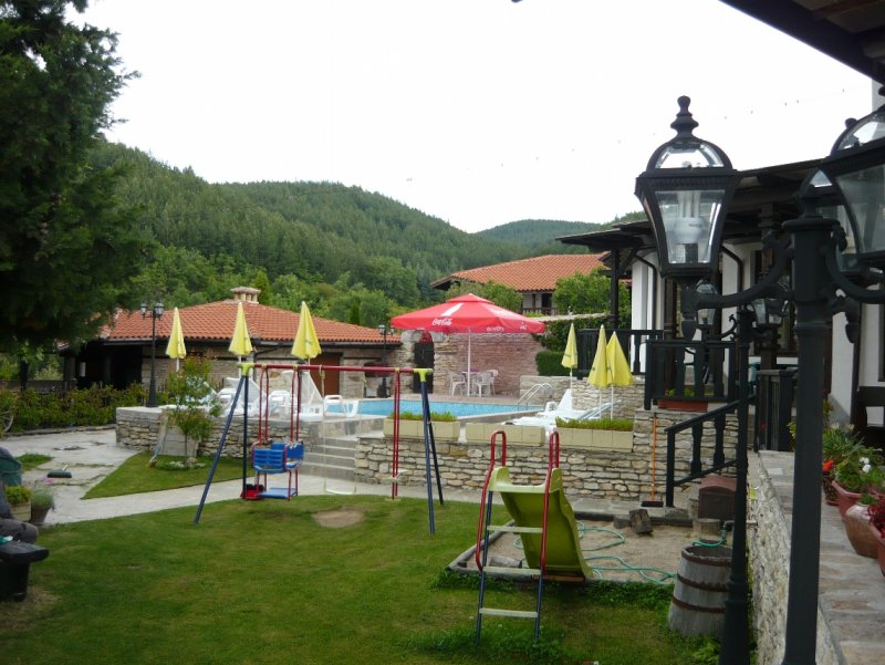 Къща за гости Стефанови къщи - Снимка 10