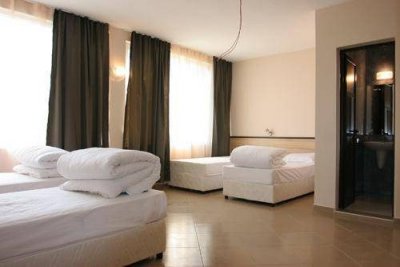 Хотел Върли бряг - Снимка 2