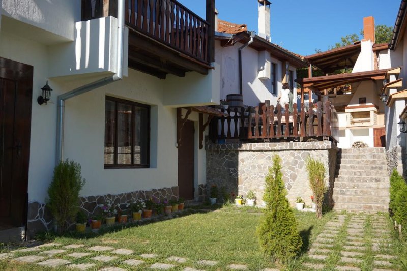 Къща за Гости Къща Елена - Снимка 0