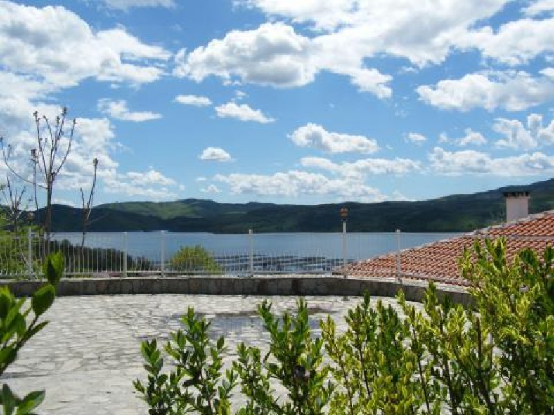 Семеен Хотел Трифон Зарезан - Снимка 11