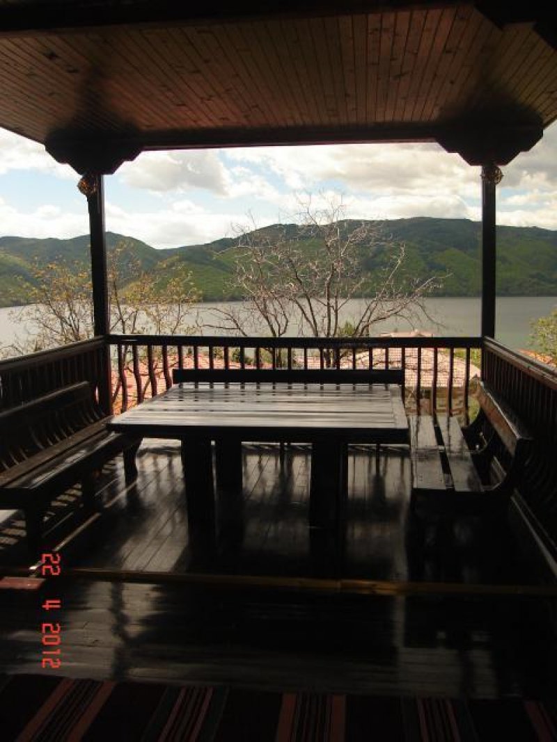 Семеен Хотел Трифон Зарезан - Снимка 1