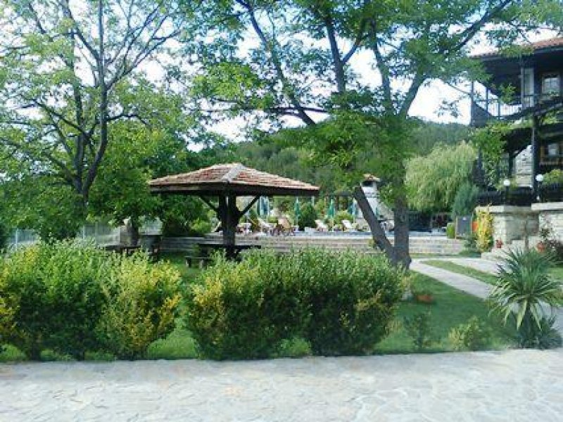 Семеен Хотел Трифон Зарезан - Снимка 5