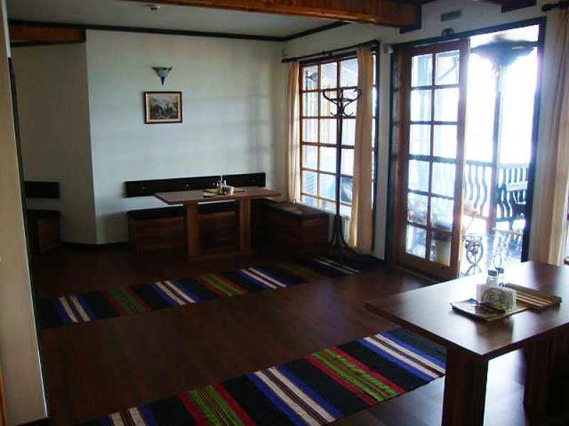 Семеен Хотел Трифон Зарезан - Снимка 4