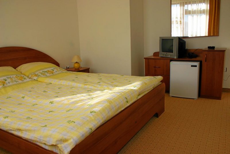 Хотел Корина Скай - Снимка 10