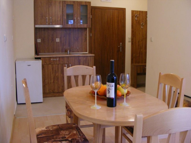 Апартхотел Айсберг - Снимка 2