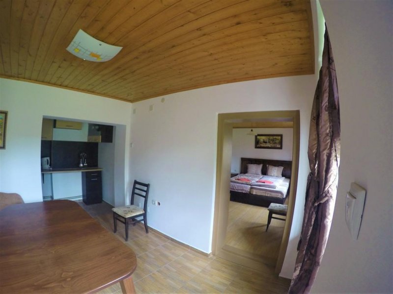 Къща за гости Край Потока - Снимка 1