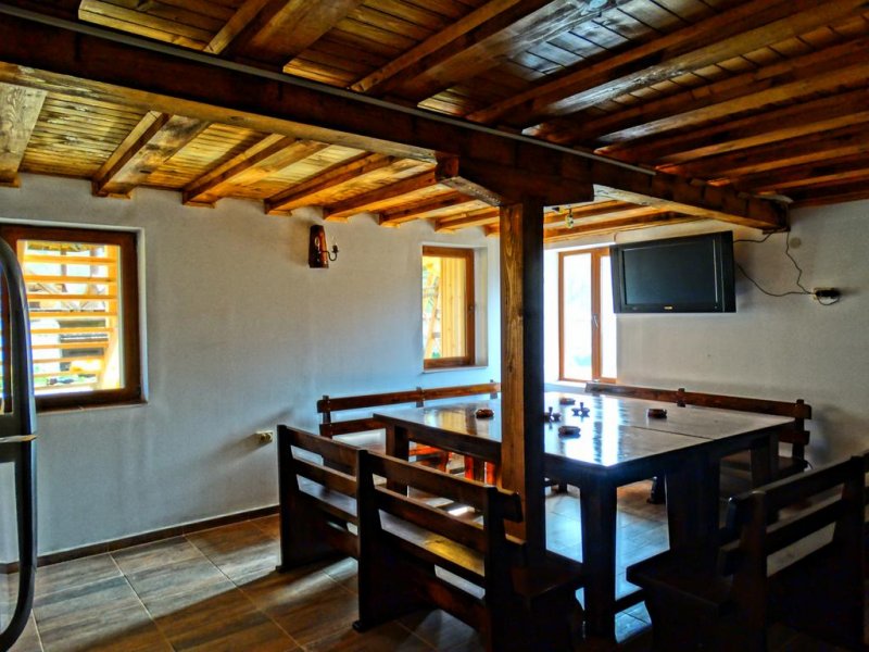 Къща за гости Край Потока - Снимка 11