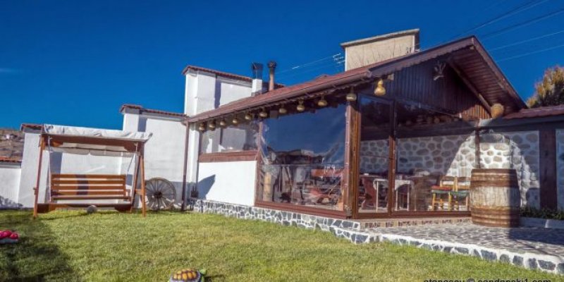 Къща за гости Гикинска къща - Снимка 1