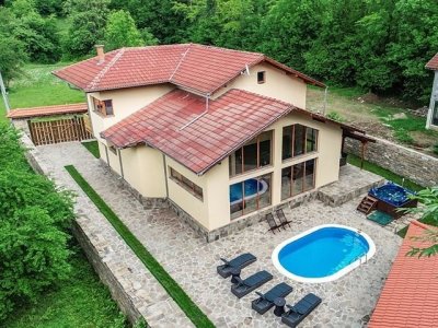 Вила Романтика