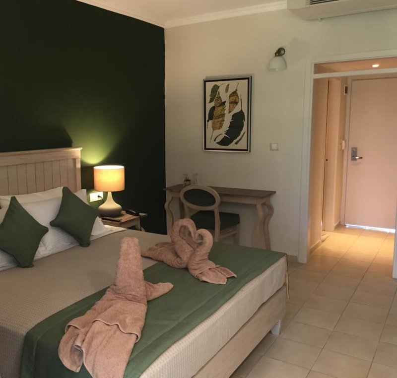 Kassandra Mare Hotel - Снимка 2