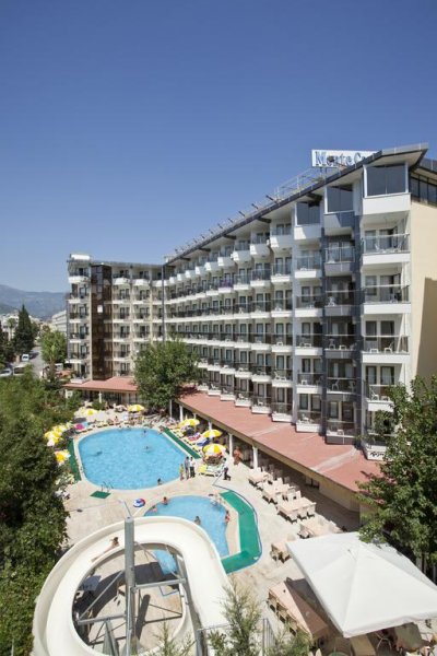 Monte Carlo Hotel - Снимка 1